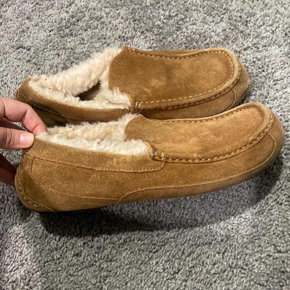 Ugg slippers